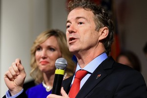 Du respublikonai pasitraukė iš prezidento rinkimų kampanijos