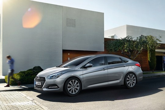 Į Lietuvą atvyko pasikeitęs „Hyundai i40“