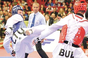 Tekvondo kovotojų olimpinės svajonės atidėtos iki Tokijo