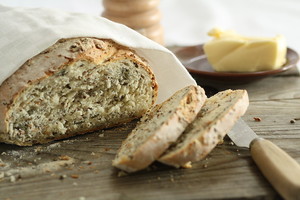 Šiandien kepta duona turi stebuklinių galių. Trys receptai