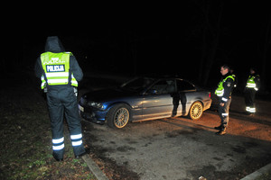 Po įspūdingų gaudynių Vilniuje surastas iš merginos atimtas BMW