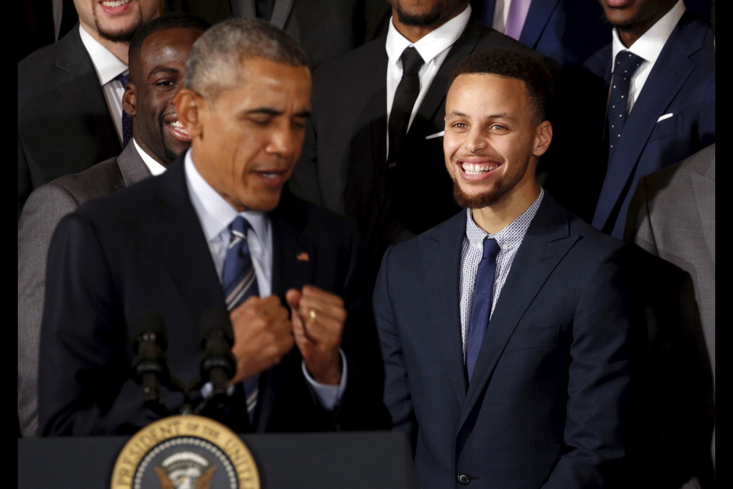 B.Obama susitiko su NBA čempionais.<br>Reuters/Scanpix nuotr.