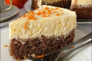 Varškės, mandarinų ir kokosų tortas – lengvas ir gaivus