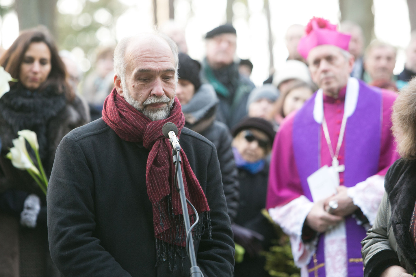 Dirigento, orkestrų įkūrėjo, profesoriaus S.Sondeckio laidotuvės. Paskutinį žodį taria orkestro „Sankt Peterburg kamerata“ direktosius, kompozitorius S.Jevtušenka.<br>T.Bauro nuotr.