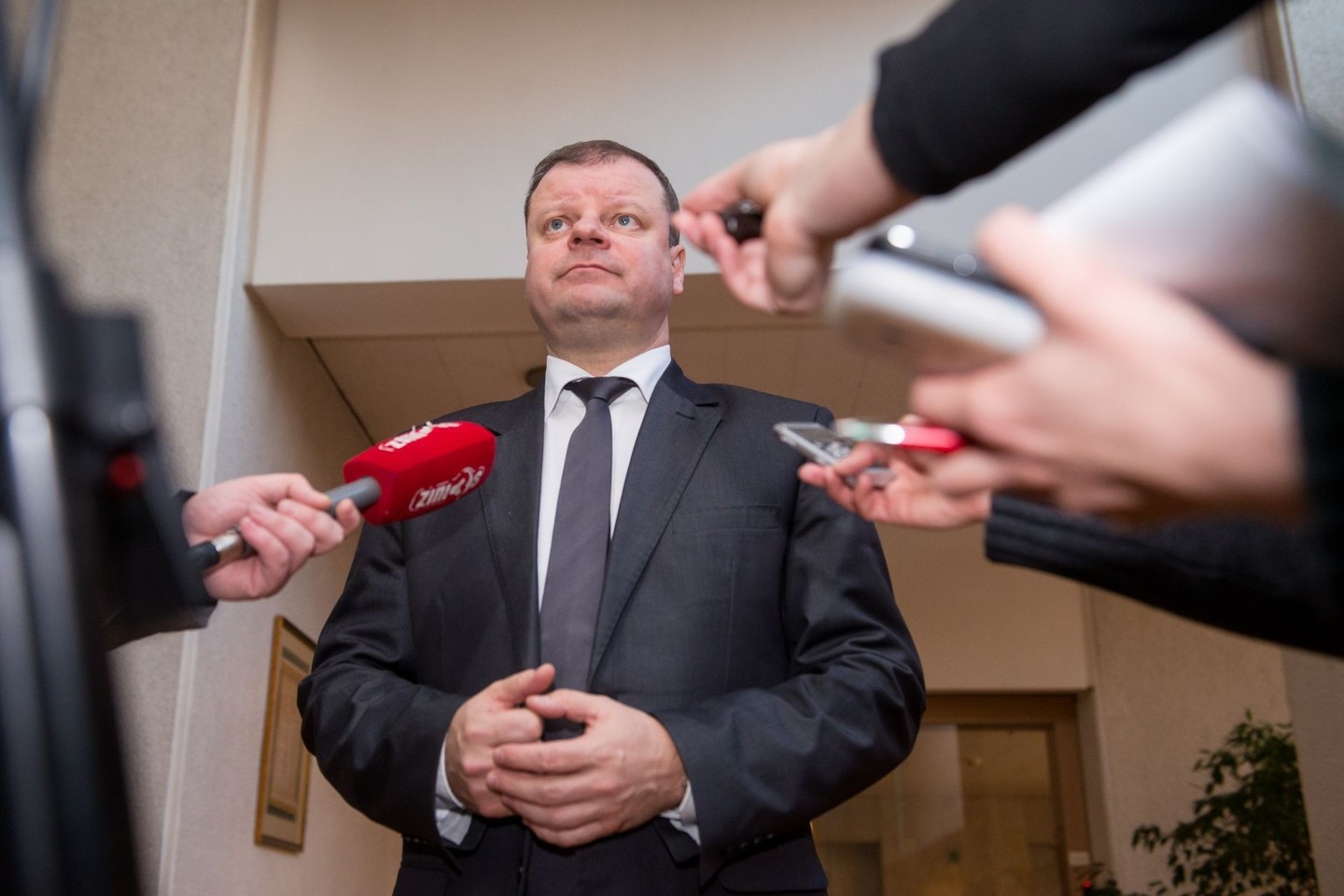 Pasak ministro Sauliaus Skvernelio, iš viso su tarnyba atsisveikino dešimt asmenų.