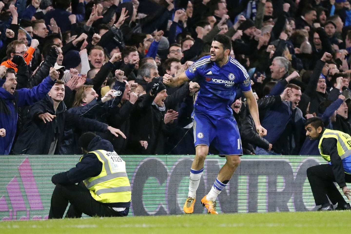 Londono „Chelsea“ ir „Manchester United“ dvikova baigėsi 1:1.
