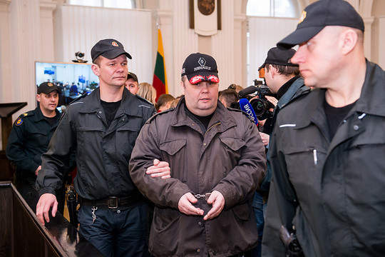 Sausio 13-osios byloje pagarsintas kaltinamasis aktas