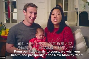 Markas Zuckerbergas prabilo kiniškai ir parodė paaugusią dukrą
