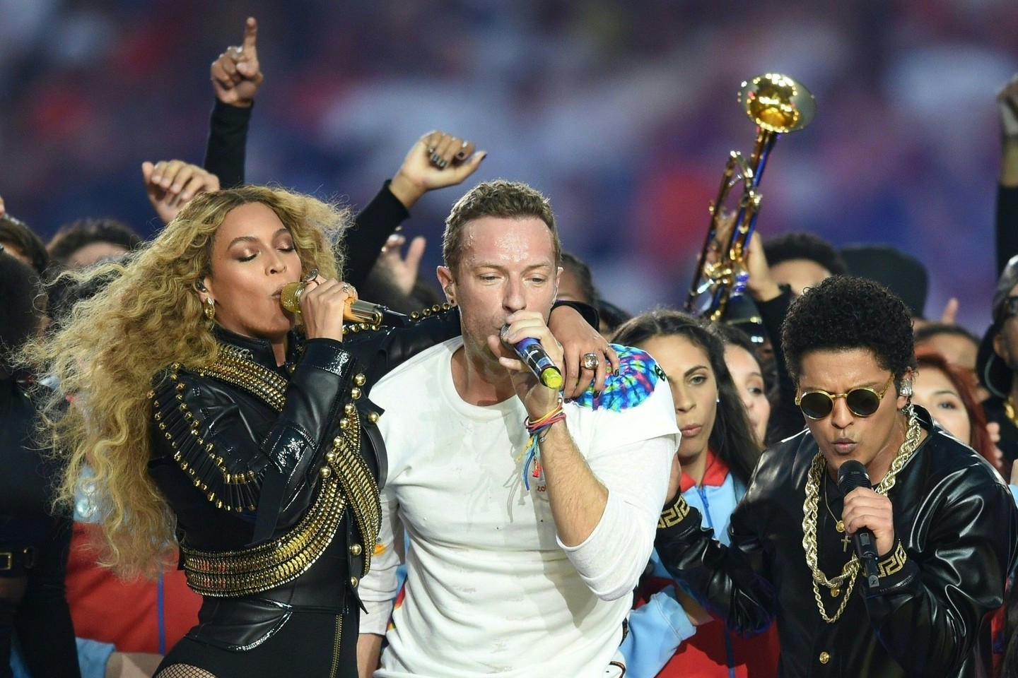 Beyonce, Bruno Marso ir „Coldplay“ pasirodymo akimirka.<br>Scanpix nuotr.