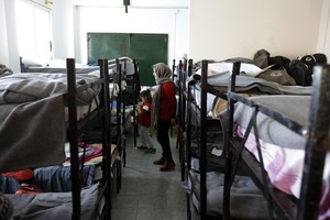 Šveicarija: prižiūrėtoja pabėgo su siru, įtariamu išžaginimu