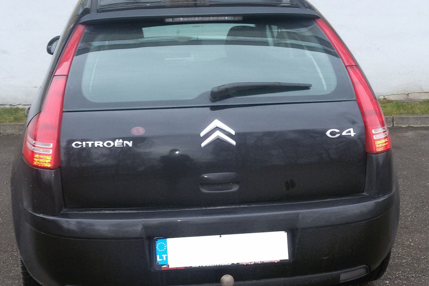 Panevėžio policija ieško iš avarijos nuvažiavusio automobilio.