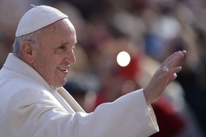Istorinį popiežiaus susitikimą gaubia Kremliaus šešėlis