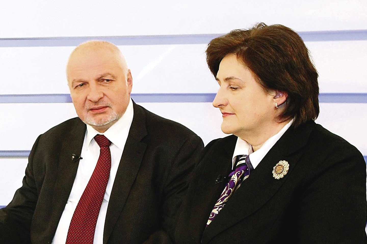 „Darbiečių“ vadovas europarlamentaras V.Mazuronis priekaištavo L.Graužinienei, kad ji kalba partijos vardu.