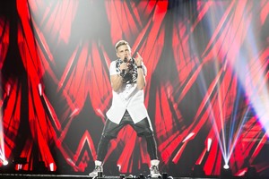 Išgirskite: D. Montvydas pristatė naują dainą „Iš proto einu“