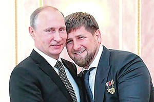 Kremliaus prijaukintas drakonas nutrūko nuo V. Putino pavadžio?