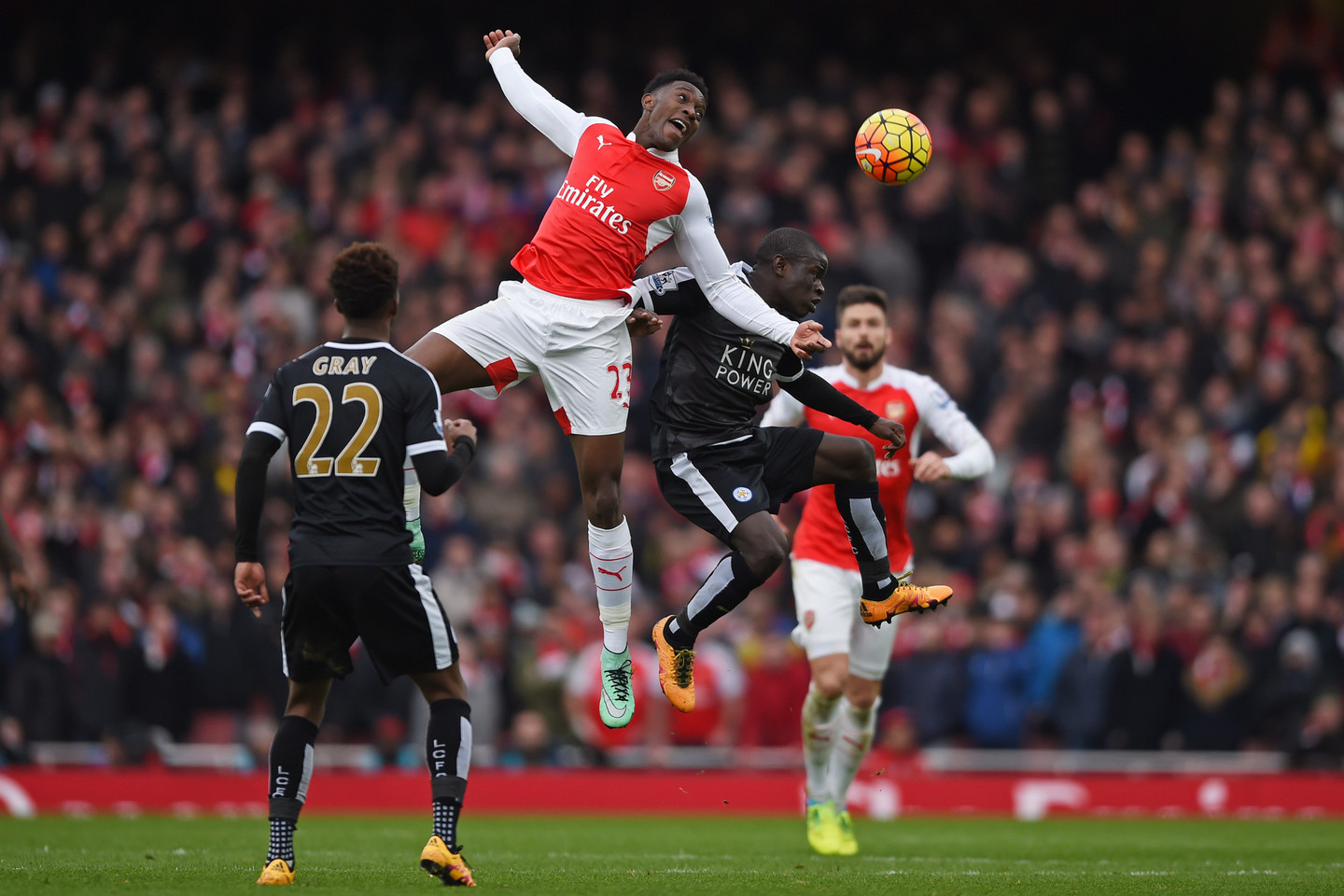 „Arsenal“ sumažino atsilikimą turnyrinėje lentelėje iki dviejų taškų.