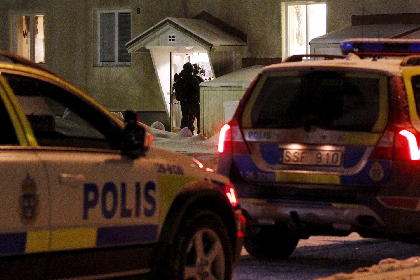 Policija pranešė apie smurtinių incidentų padažnėjimą prieglobsčio prašytojų centruose ir apie migrantų užpuolimus.