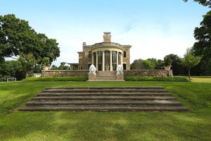 Karališka prabanga: senovinis amerikiečių namas, pavirtęs pilimi