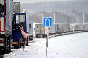 Rusija sustabdė visų Ukrainos sunkvežimių tranzitą