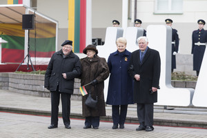 Prezidentė: „Jei Lietuvai reikės gintis, nebūsime vieniši“