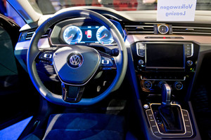 Kelmės valdžios mašinos virsta itin sunkia girnapuse