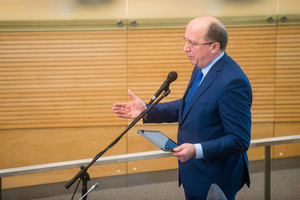 Andrius Kubilius: „Valdantieji užgniaužė burną opozicijai“