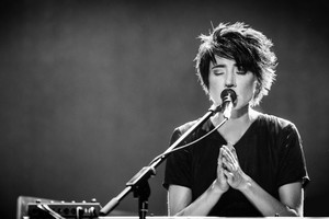 Į Vilnių atvykstanti atlikėja Zemfira pranešė netikėtą žinią