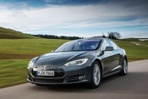 Kuriuos elektrinius ir hibridinius modelius pamėgo lietuviai?