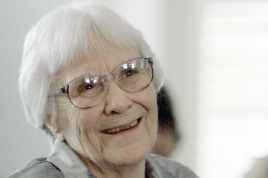 Mirė „Nežudyk strazdo giesmininko“ autorė Nelle Harper Lee