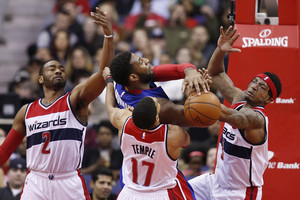 Donatas Motiejūnas dar neapsivilko „Pistons“ marškinėlių