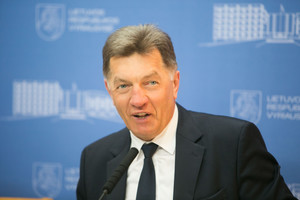 Streikuojančius mokytojus premjeras įspėjo dėl permainų