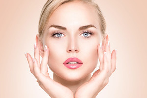 Kaip galima panaikinti raukšles?