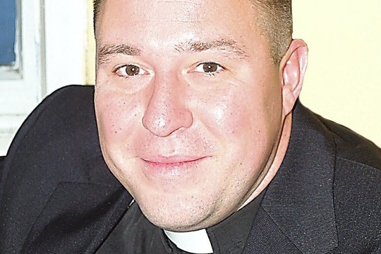 Nidos klebonas teisme nepasirodė, nes atgailauja rekolekcijose