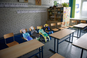 Mokyklose ir darželiuose tęsiasi neterminuotas streikas