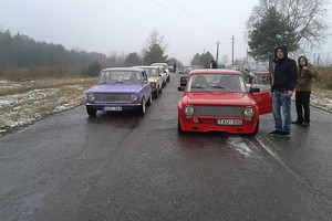 Sovietinės technikos mėgėjai žiemą užbaigė „Žigulių“ slalomu