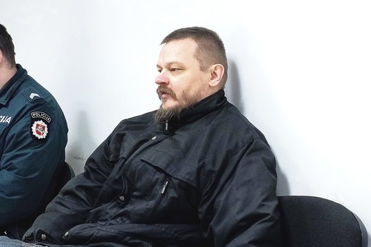Įkalinto pedofilo svajonė – bankrotas
