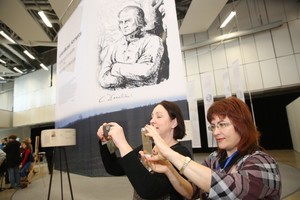 Mokslininkai Knygų mugėje kurstys kovos dvasią ir protmūšiu