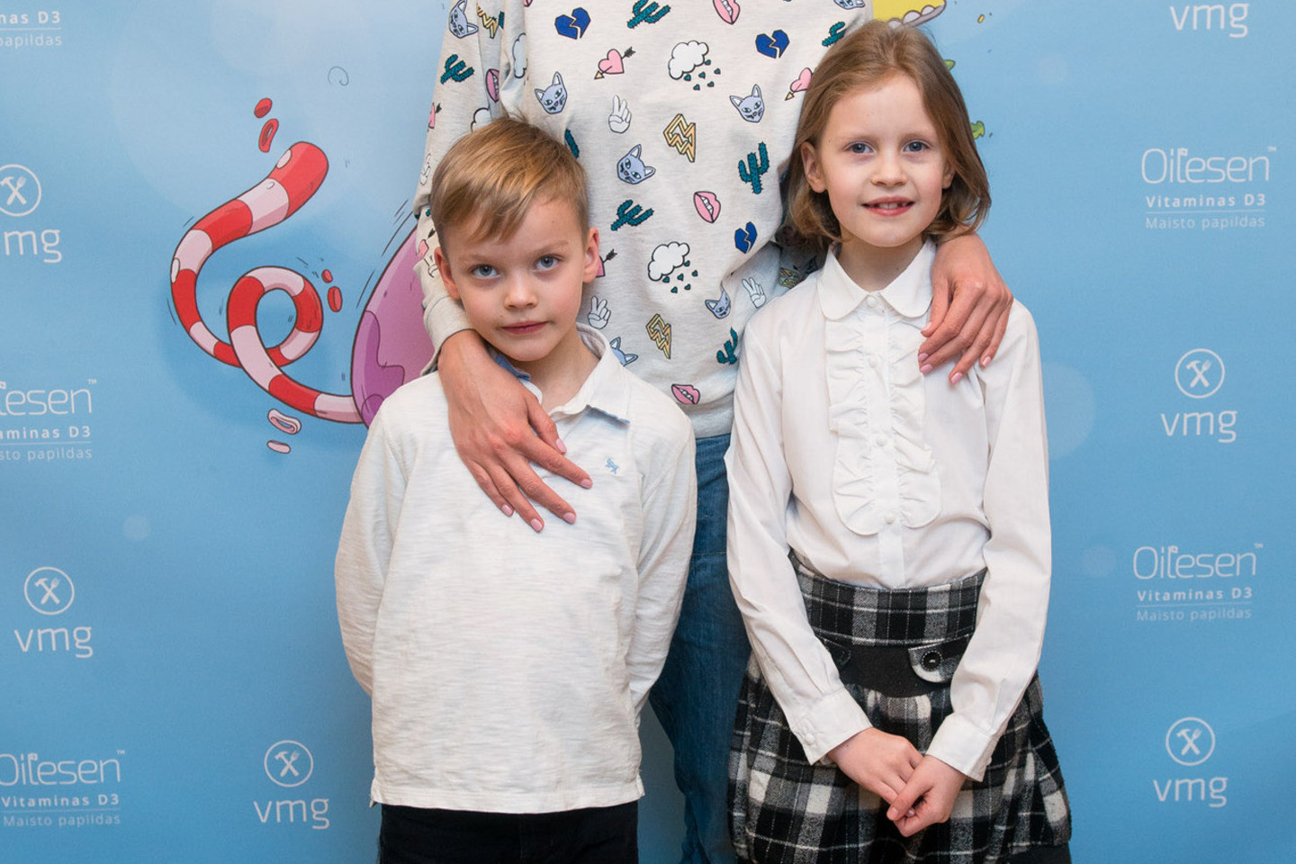 Sporto žinių vedėja Vlada Musvydaitė su vaikais Ula ir Benu.<br>J.Stacevičiaus nuotr.