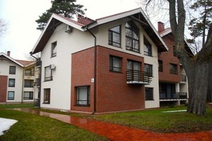 Kur geriau pirkti ir nuomotis būstą: Nidoje ar Kanarų salose?