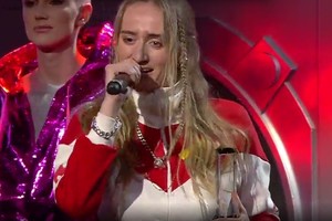 Švedijos Metų atlikėja Silvana Imam prakalbo žemaitiškai