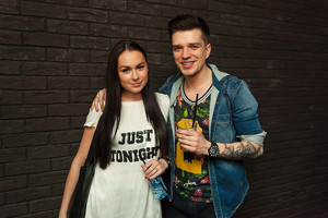 Trejus metus ištekėjusi Simona Nainė nori įsivaikinti