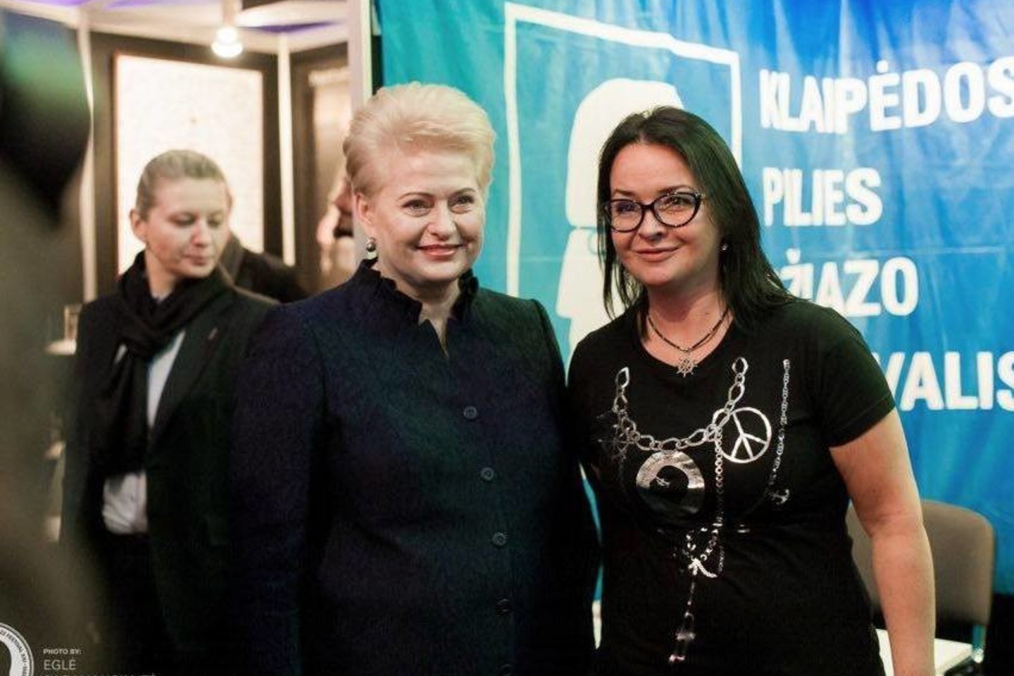 Lietuvos prezidentė Dalia Grybauskaitė ir Klaipėdos pilies džiazo festivalio organizatorė Inga Grubliauskienė.<br>Organizatorių nuotr.