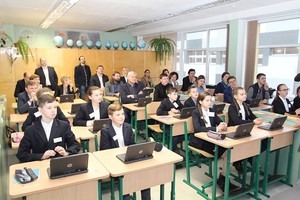 Streikuojantiems Klaipėdos mokytojams nebemokės atlyginimų
