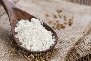 8 priežastys, kodėl speltų miltus išbandę žmonės nebenori kitų