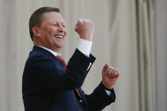 Suirutė: A.Kirilenka kalba vieną, V.Putino patikėtinis daro kitą