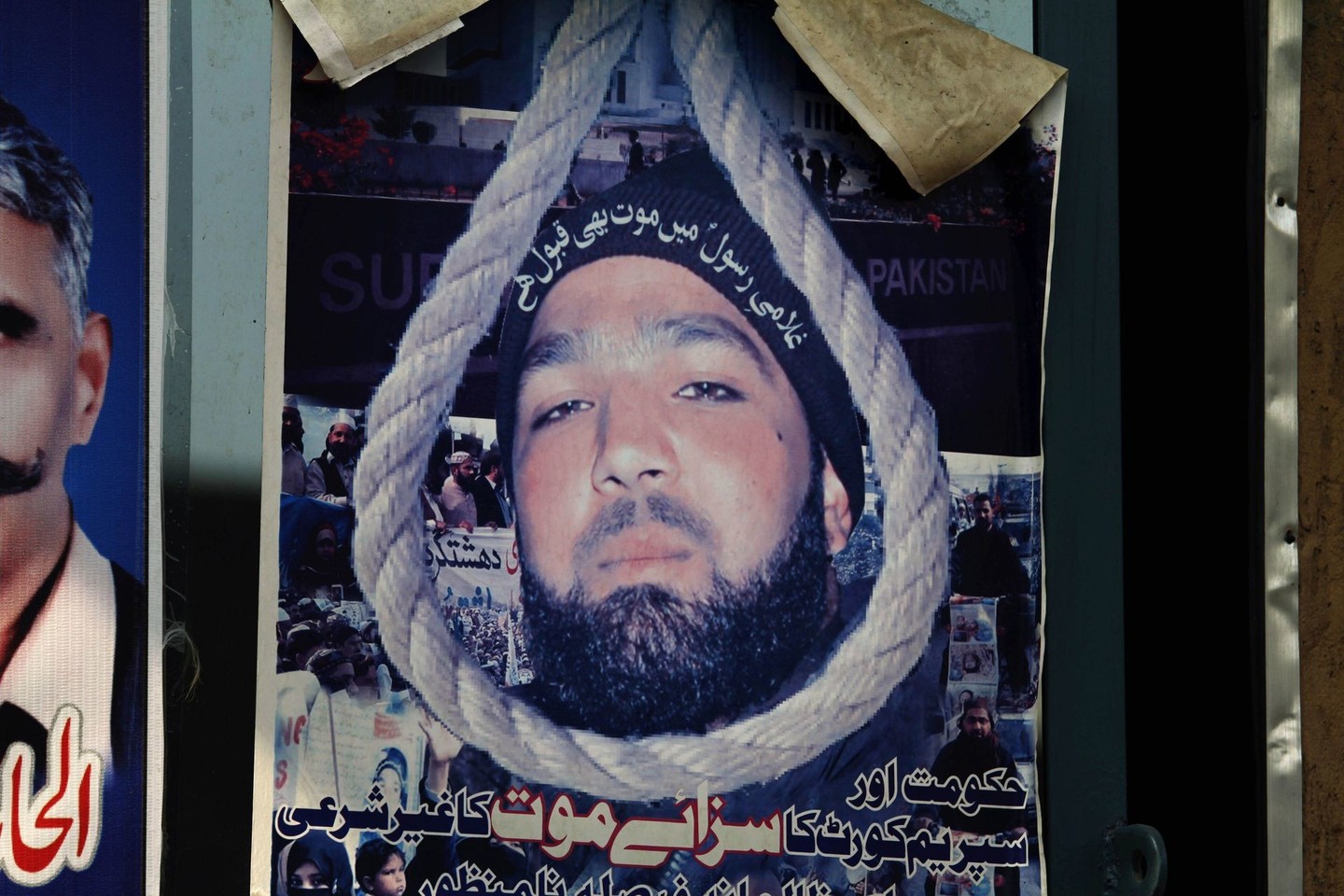 Malikas Mumtazas Hussainas Qadri buvo pakartas.