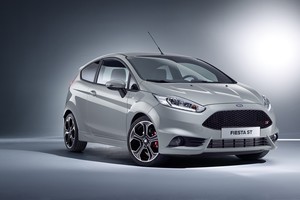 „Ford“ Ženevos parodai paruošė dvi itin galingas naujienas