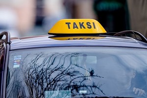 Mokesčius slėpęs taksi bendrovės savininkas nusipirko lėktuvą?