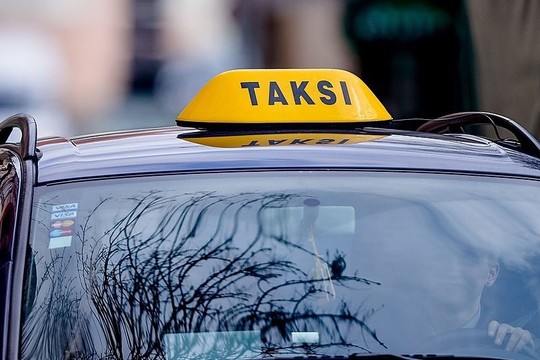 Mokesčius slėpęs taksi bendrovės savininkas nusipirko lėktuvą?