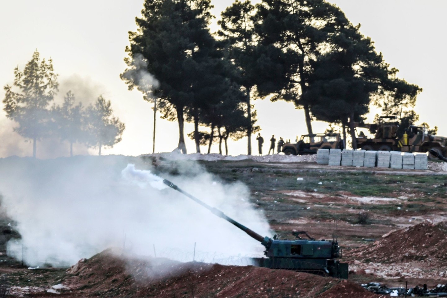 Turkija apšaudė „Islamo valstybės“ pozicijas Sirijoje
